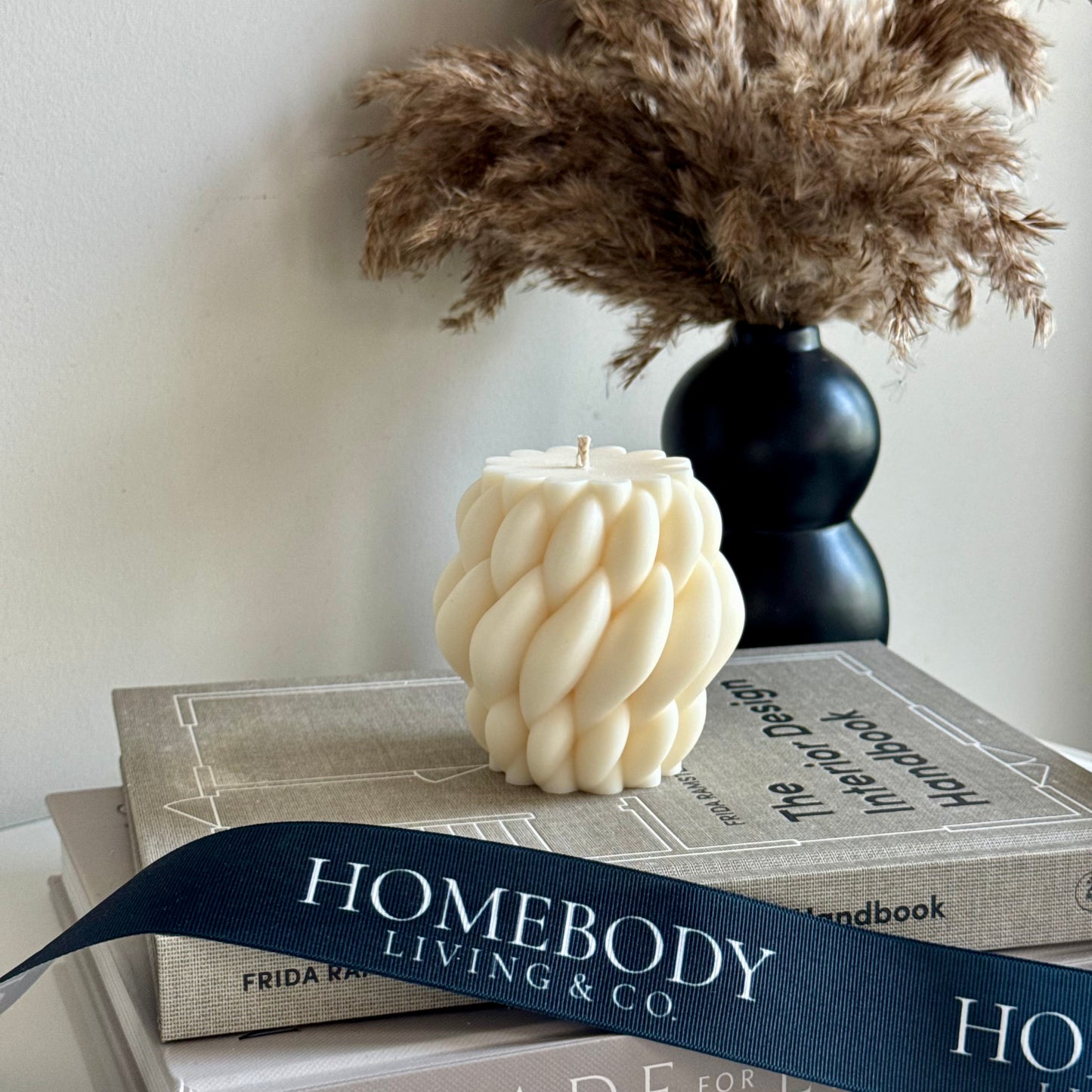 Braided Glow Sculptural Candle – Woven Texture Design